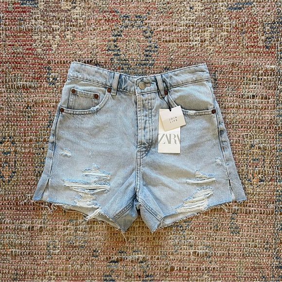 Zara Distressed High Rise Shorts - Picture 2 of 11